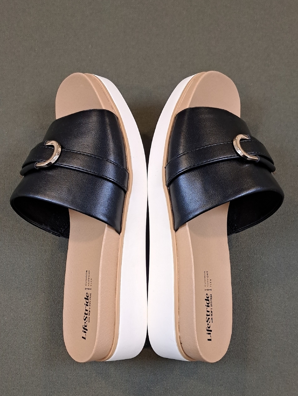 LifeStride Genevieve Sandal - Color: Black - Size: 7.5 Wide - Picture 7 of 9